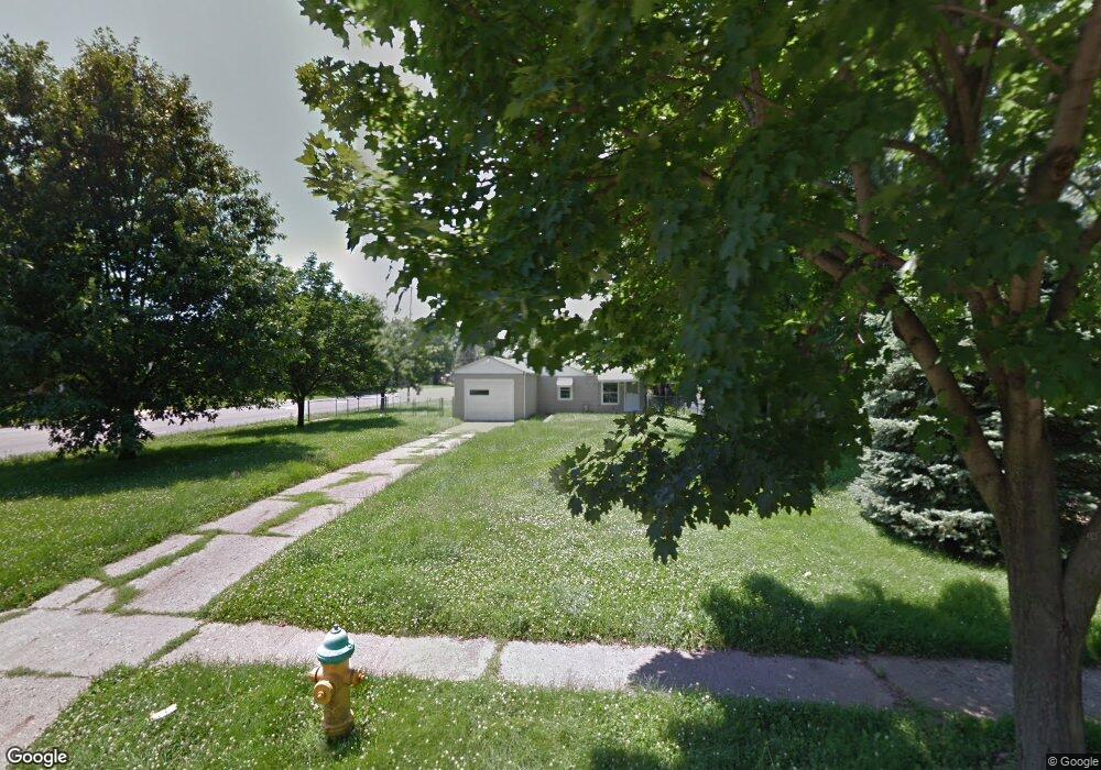 2304 35th St, Des Moines, IA 50310 - photo 1