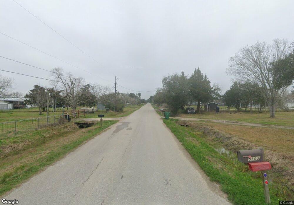 516 Farmer Rd, Alvin, TX 77511 - photo 1