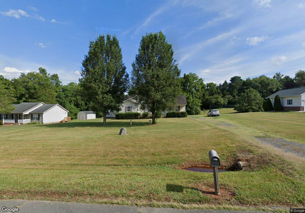 2898 Woodhaven Dr, Asheboro, NC 27205 - photo 1