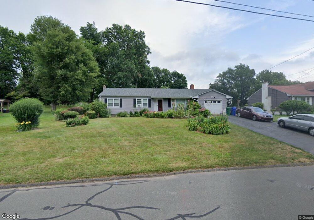 25 Sycamore Rd, Bloomfield, CT 06002 - photo 1