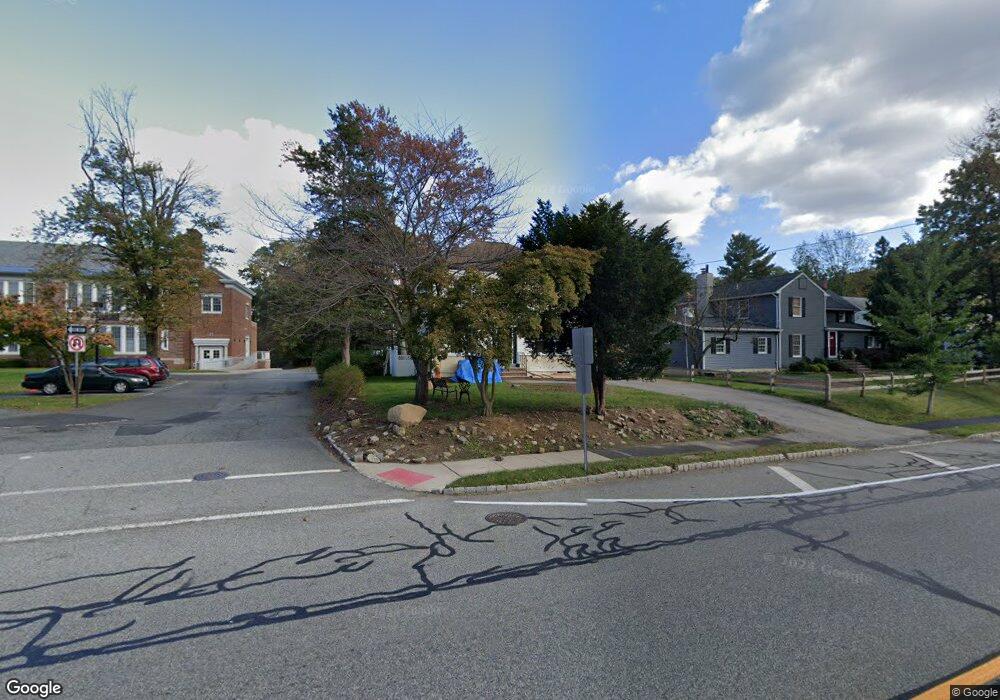 142 N Livingston Ave, Livingston, NJ 07039 - photo 1