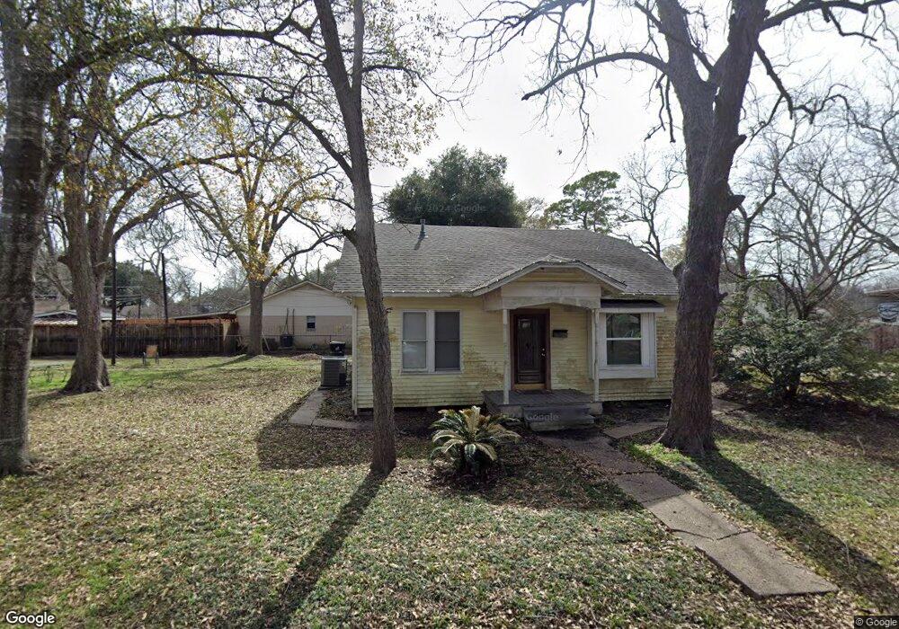 2400 Avenue N, Rosenberg, TX 77471 - photo 1