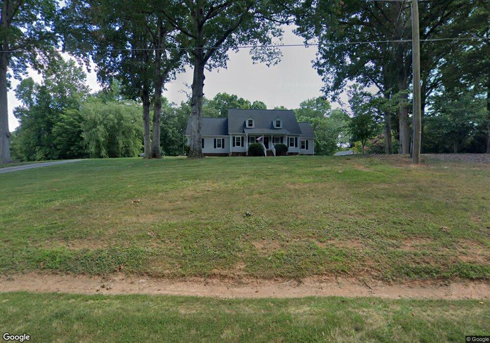 2717 Old Lexington Rd, Asheboro, NC 27205 - photo 1