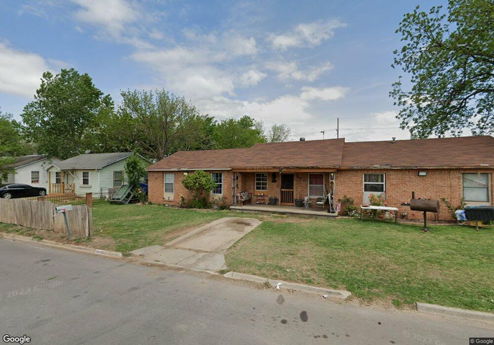 203 W Willow Ave, Duncan, OK 73533 - photo 1