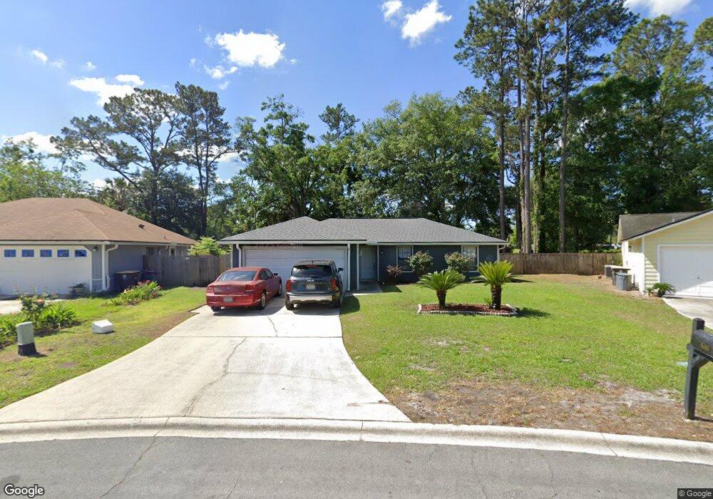 7586 Eiffel Cir S, Jacksonville, FL 32210 - photo 1