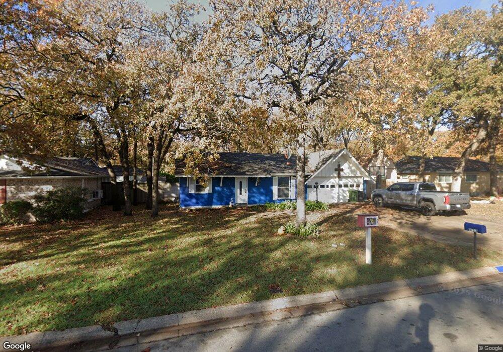 1033 Harrison Ln, Hurst, TX 76053 - photo 1