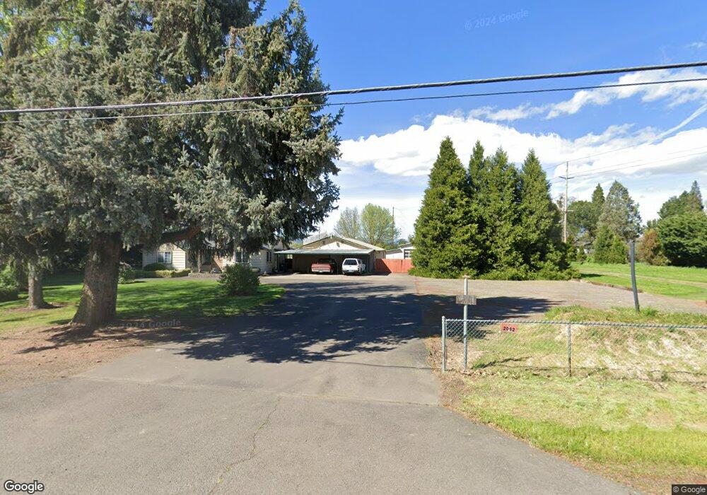 2092 Scenic Ave, Central Point, OR 97502 - photo 1