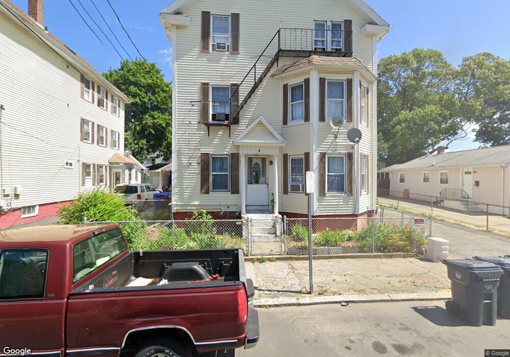 85 Thomas Ave, Pawtucket, RI 02860 - photo 1