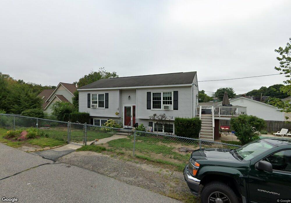 19 Carrington St, Blackstone, MA 01504 - photo 1