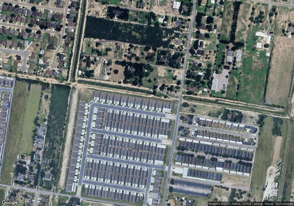 1613 W Greenwich St, Edinburg, TX 78541 - photo 1