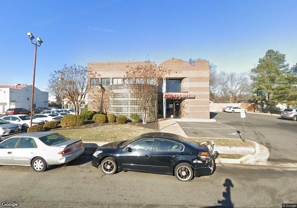 3400 Payne St, Falls Church, VA 22041 - photo 1