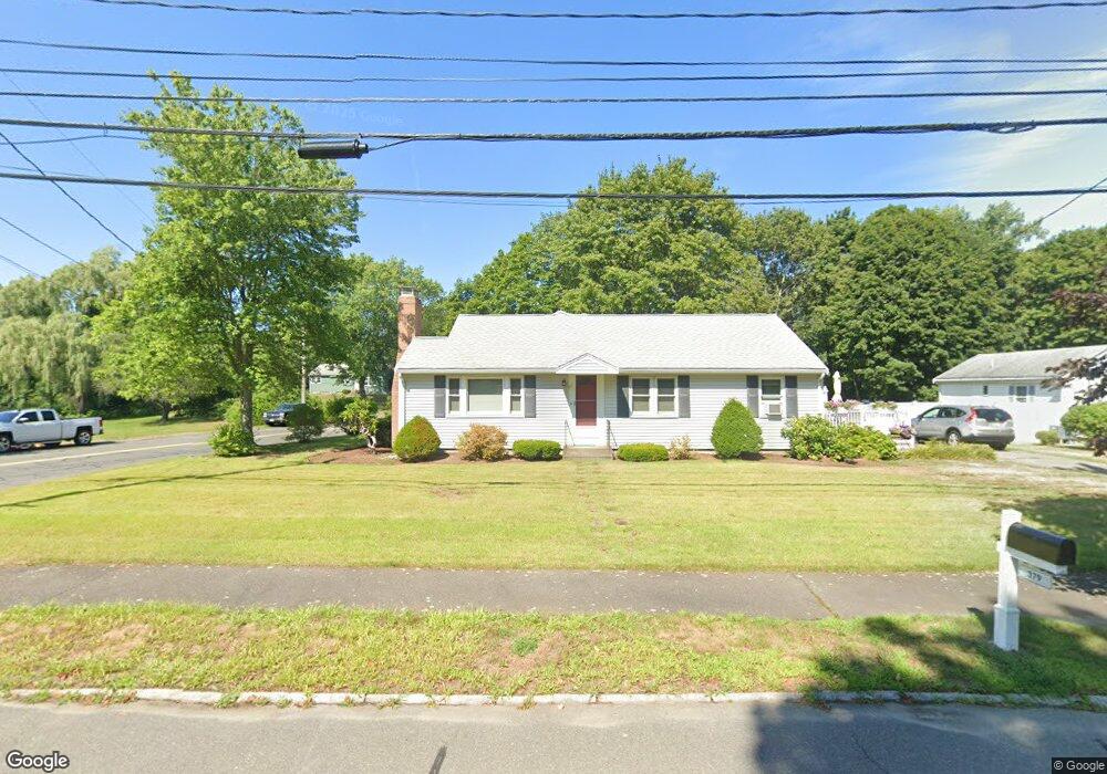 379 Maple St, Danvers, MA 01923 - photo 1