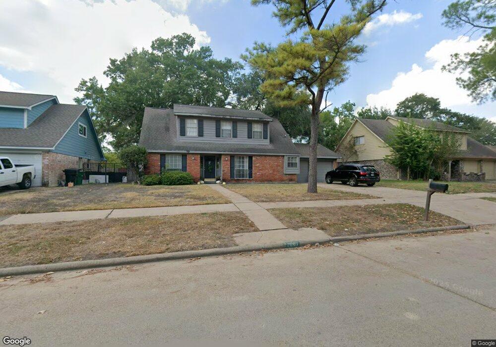 7607 Green Lawn Dr, Houston, TX 77088 - photo 1