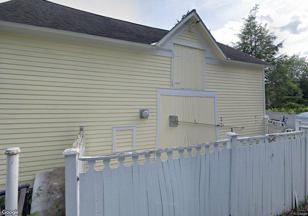 9 Tipton La, Saratoga Springs, NY 12866 - photo 1