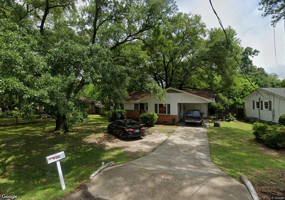 1920 Gladiolus Dr, Laurel, MS 39440 - photo 1