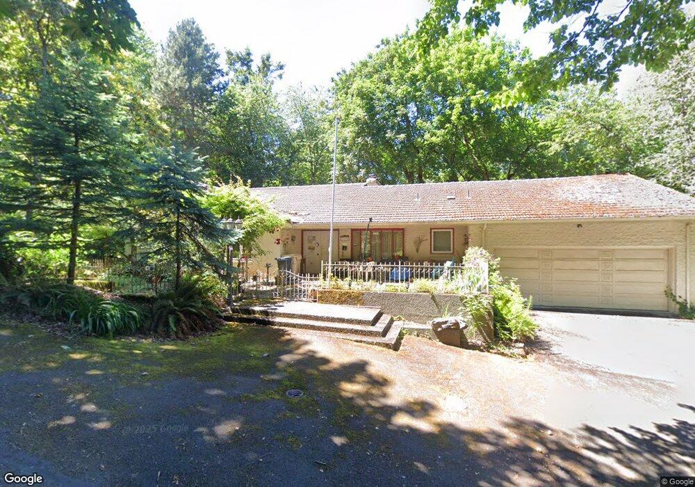 2125 Lilli Ln, Lake Oswego, OR 97034 - photo 1