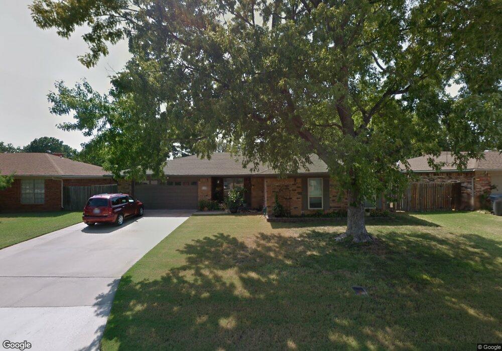 1709 Vaden Ln, Ardmore, OK 73401 - photo 1