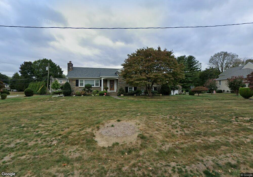 2712 S Kent Rd, Broomall, PA 19008 - photo 1