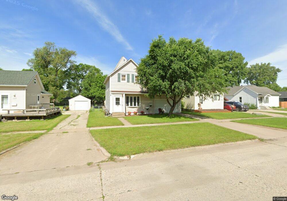 1411 14 1 2 St S, Fargo, ND 58103 - photo 1