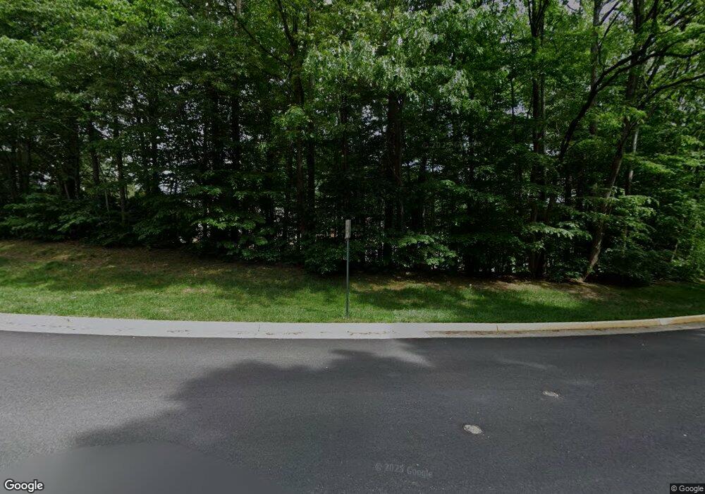 8009 Galla Knoll Cir, Springfield, VA 22153 - photo 1