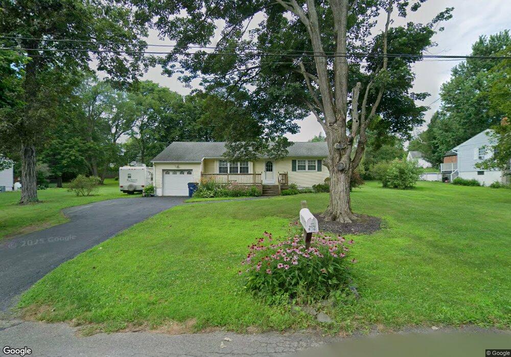 49 Overlook Dr, Rhinebeck, NY 12572 - photo 1