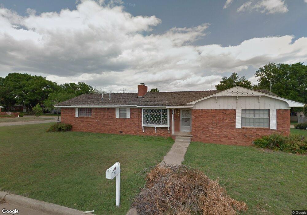 1606 Indian Terrace, Duncan, OK 73533 - photo 1