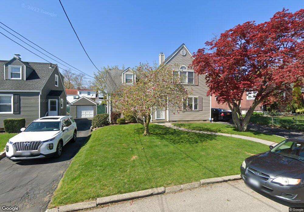 235 Croydon Rd, Yonkers, NY 10710 - photo 1