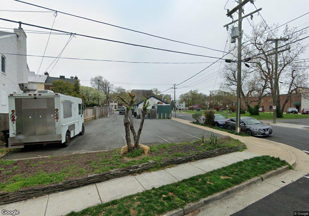 1222 Portner Rd, Alexandria, VA 22314 - photo 1