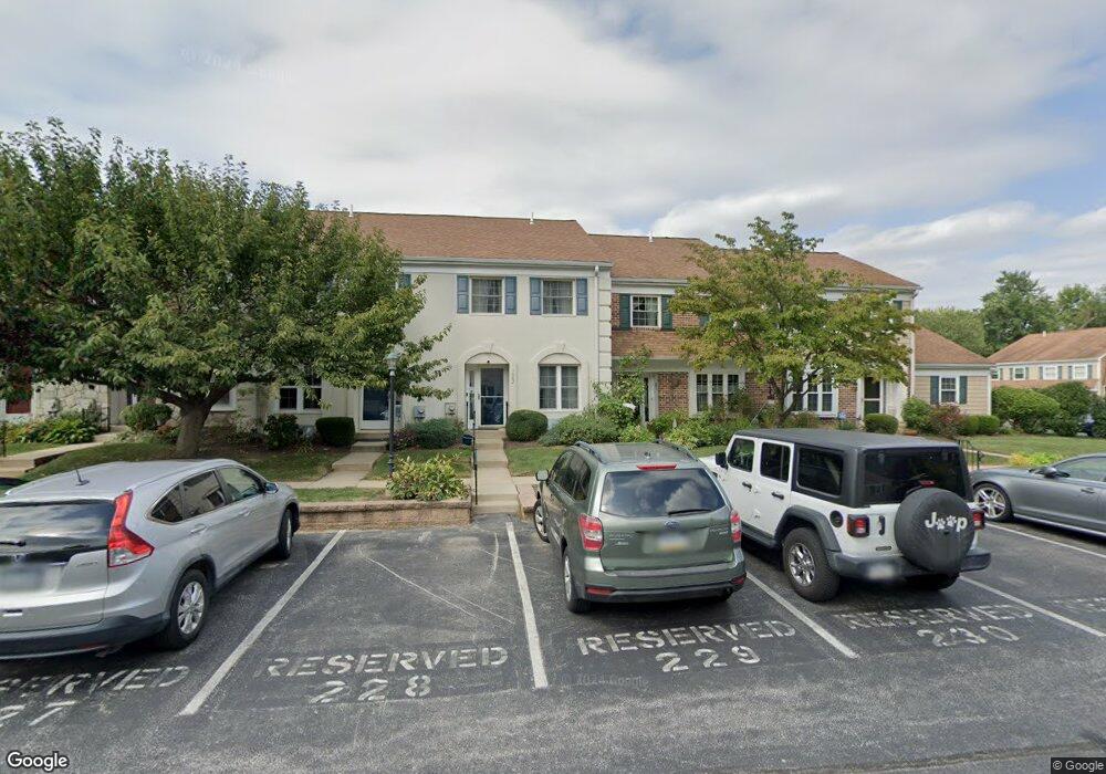 1082 Putnam Blvd unit 100, Wallingford, PA 19086 - photo 1