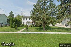 205 S Main St, Creston, IL 60113