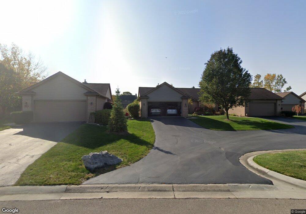 4906 Lone Oak Ct unit 26, Ann Arbor, MI 48108 - photo 1