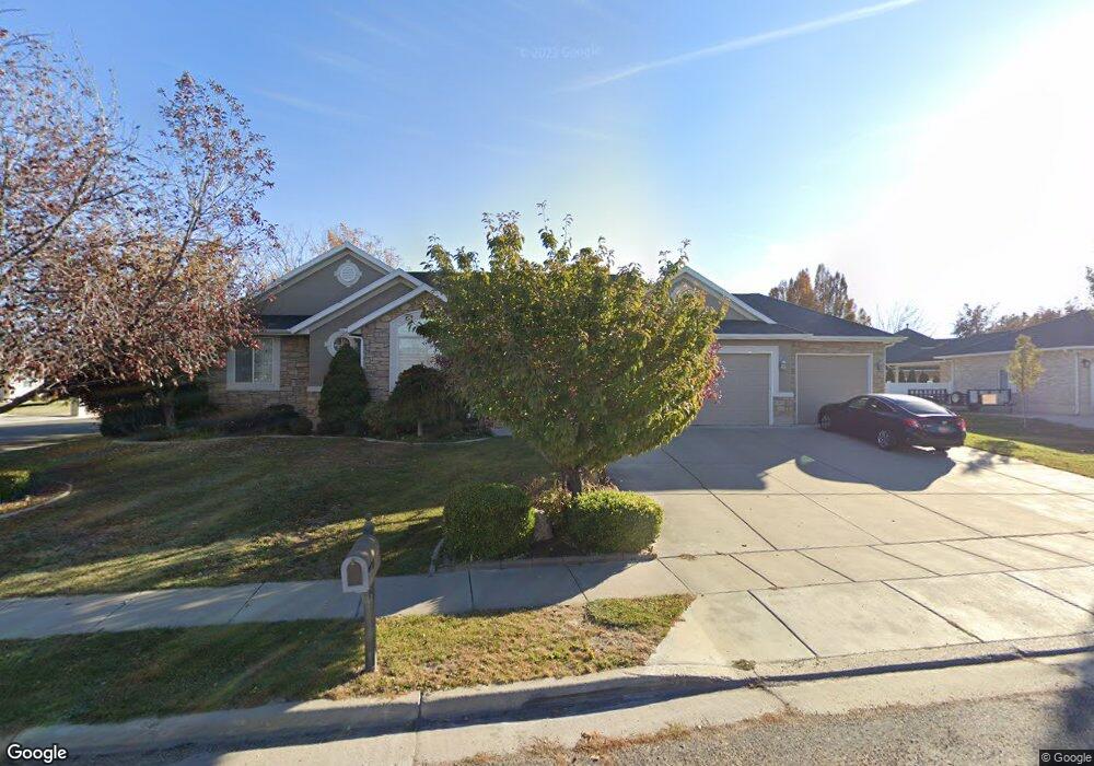 678 N 4100 W, Clearfield, UT 84015 - photo 1