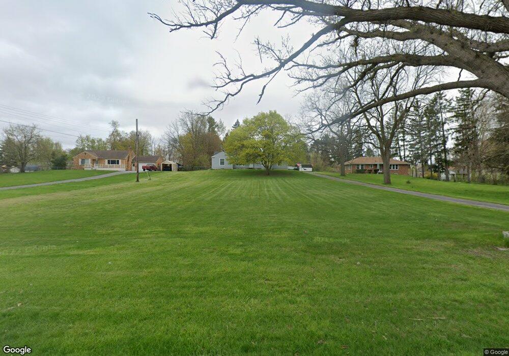 3229 W Willow St, Lansing, MI 48917 - photo 1