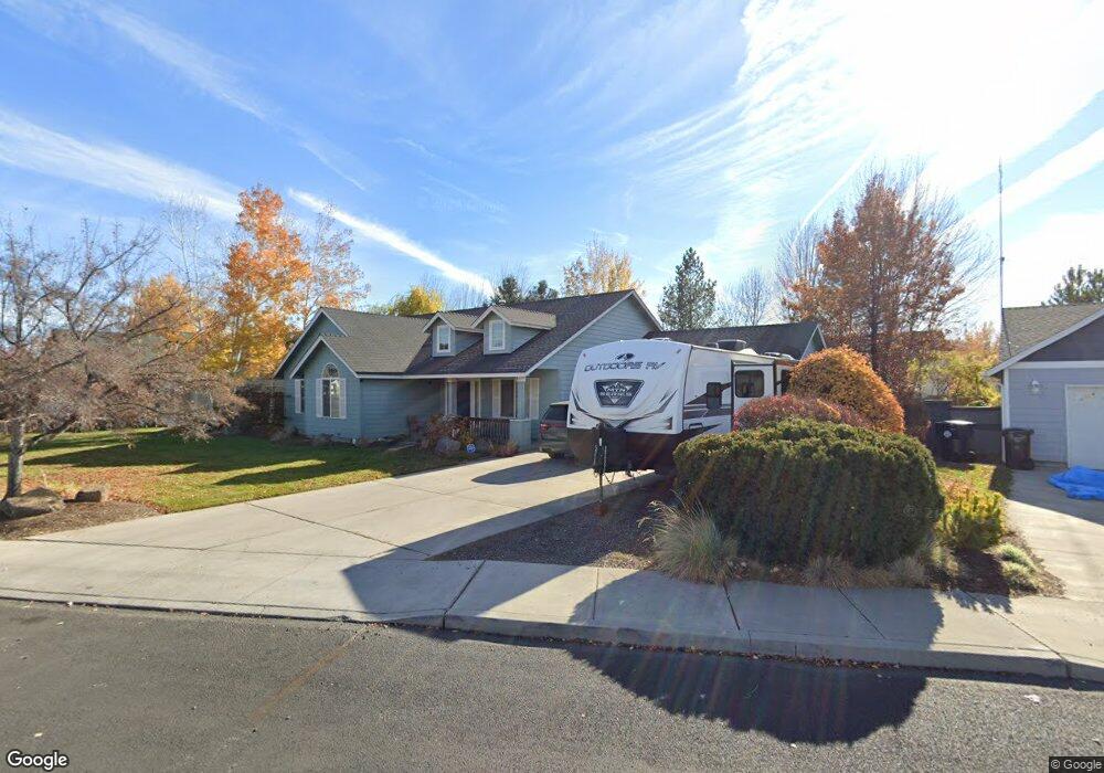 2130 NW Nickernut Ave, Redmond, OR 97756 - photo 1