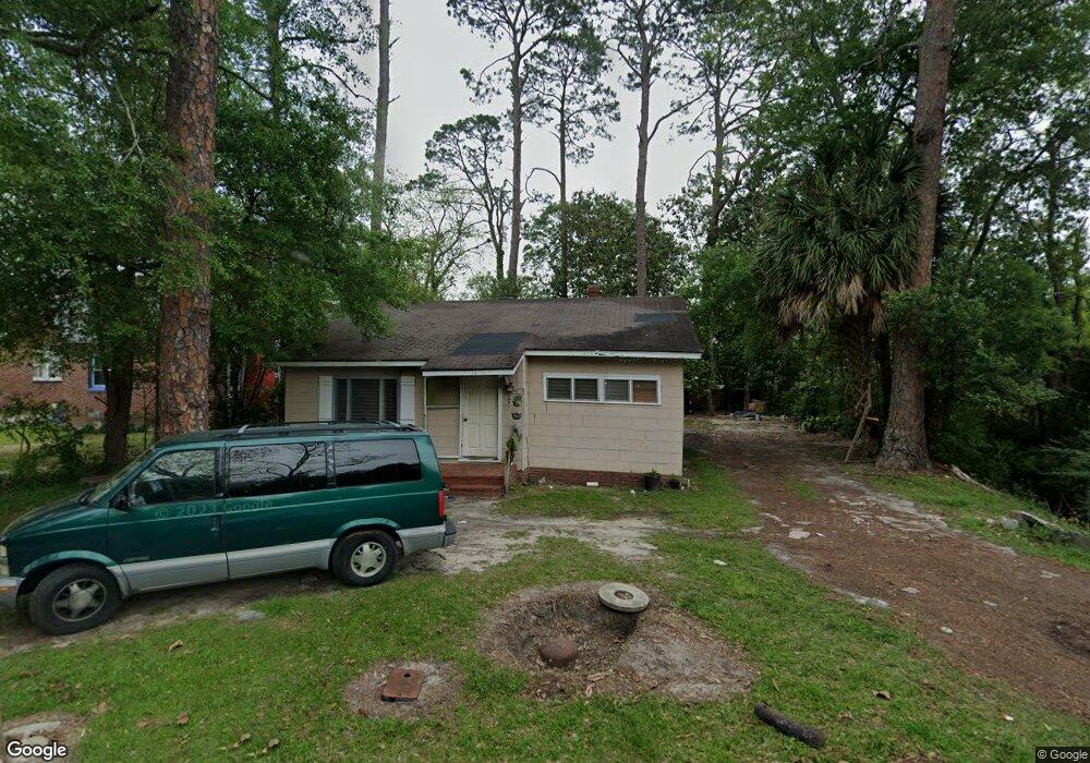 307 2nd St, Moultrie, GA 31768 - photo 1