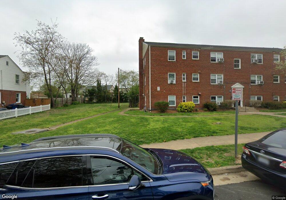 5867 Monticello Rd, Alexandria, VA 22303 - photo 1