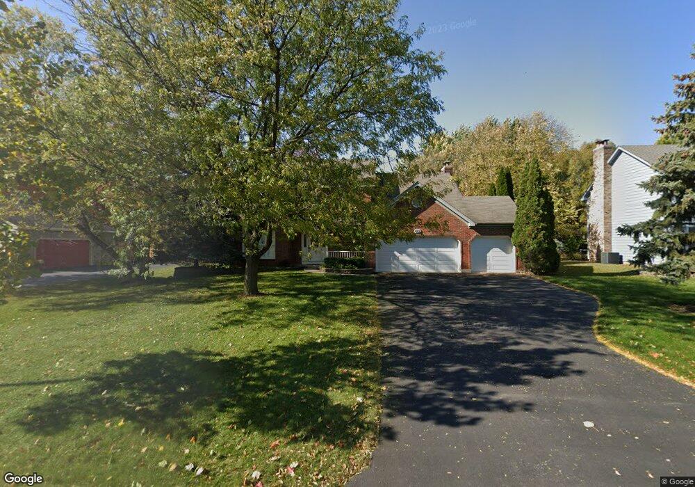 612 Greens View Dr, Algonquin, IL 60102 - photo 1