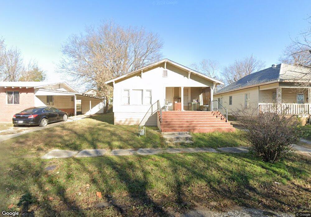 308 W Moore St, Henryetta, OK 74437 - photo 1