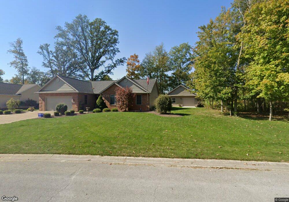 846 Hastings Ave, Wapakoneta, OH 45895 - photo 1