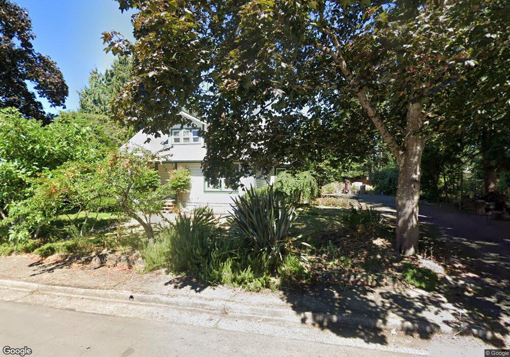 955 SE Viewmont Ave, Corvallis, OR 97333 - photo 1