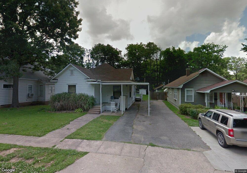 310 W 7th St, Stuttgart, AR 72160 - photo 1