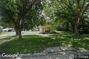501 N 7th St, Wymore, NE 68466