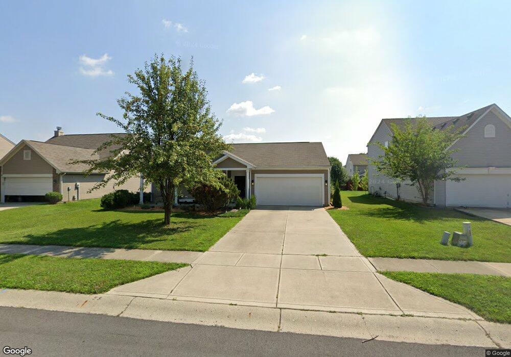12847 Vikings Ln, Fishers, IN 46037 - photo 1
