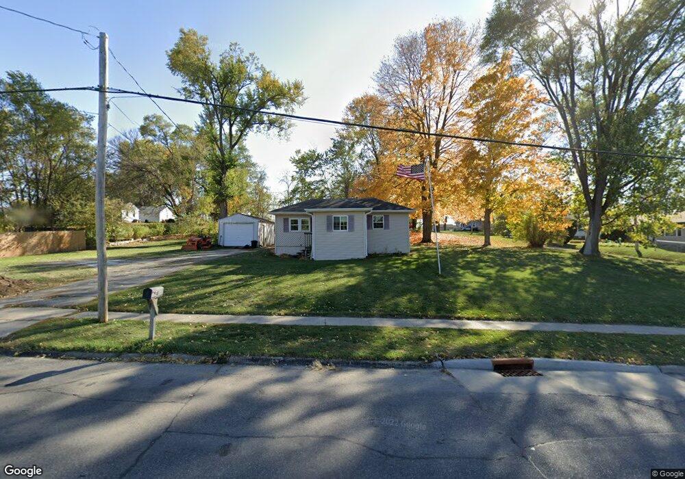 703 S 8th Ave E, Newton, IA 50208 - photo 1