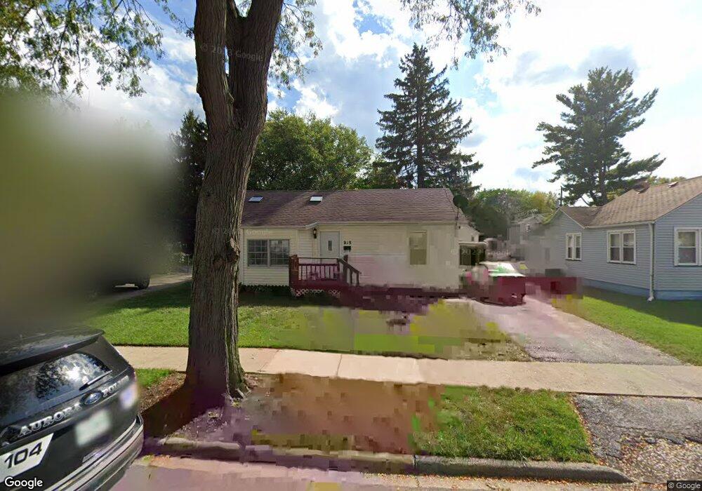 818 Charles St, Aurora, IL 60506 - photo 1