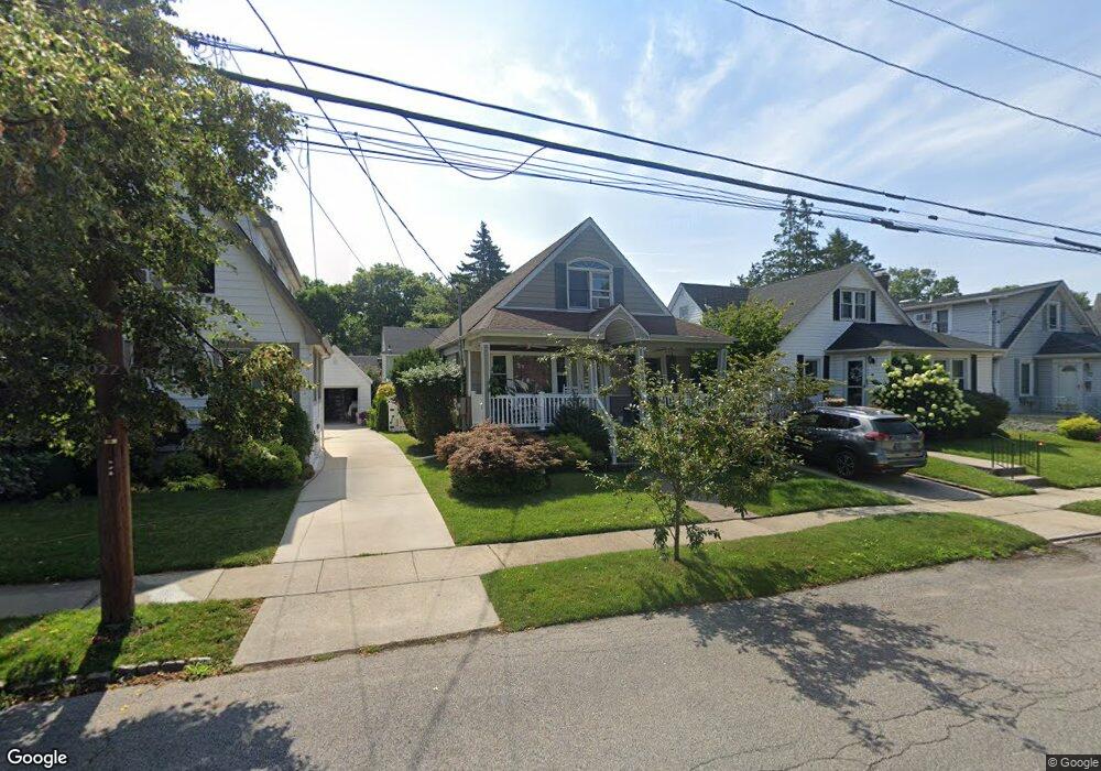 67 Calla Ave, Floral Park, NY 11001 - photo 1