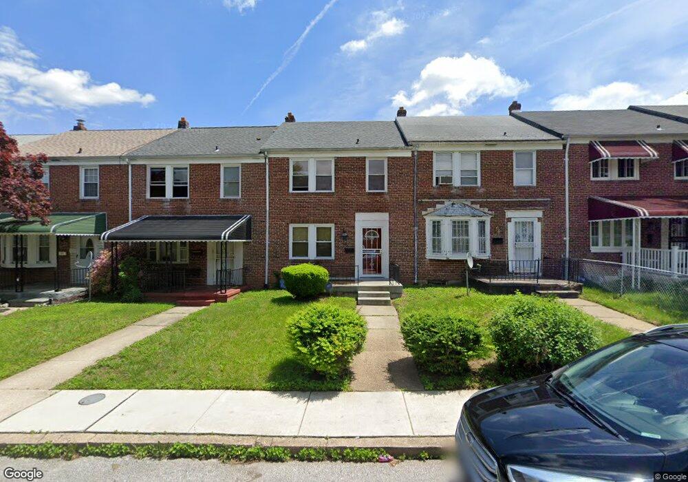 829 Wildwood Pkwy, Baltimore, MD 21229 - photo 1