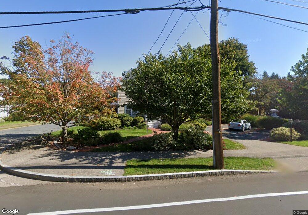 520 Chestnut St, Needham, MA 02492 - photo 1