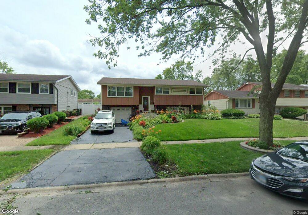 3507 Birchwood Dr, Hazel Crest, IL 60429 - photo 1