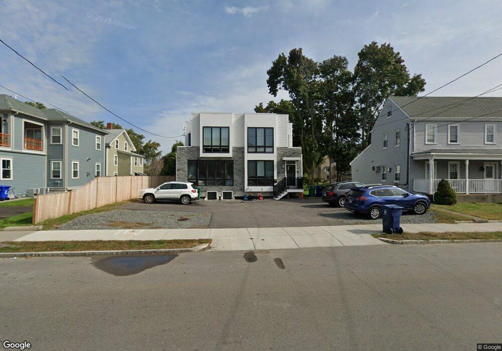 89-91 Crafts St unit 2, Newton, MA 02458 - photo 1